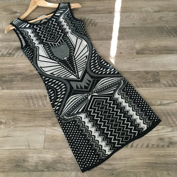 Art Deco Sleeveless Sweater U.S.A.-Made Bodycon Dress - Picture 3 of 16